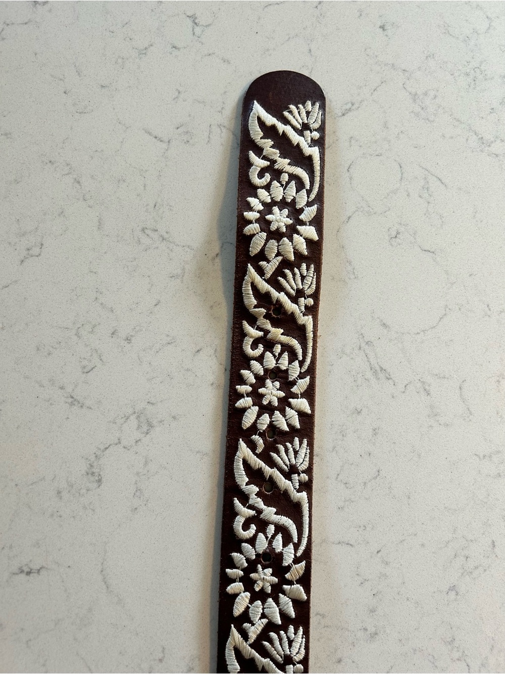 🍀Vintage Lucky Brand Dark Brown Leather Belt With White Floral Embroidery XS - Picture 5 of 11